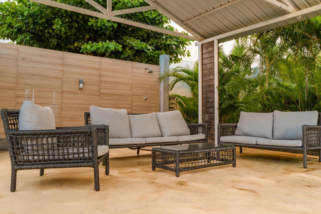 Stella Marris Beachfront Villa Pointe aux Sable Buitenkant foto