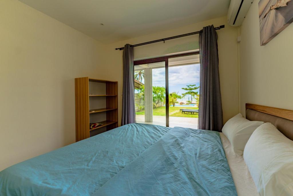 Stella Marris Beachfront Villa Pointe aux Sable Buitenkant foto