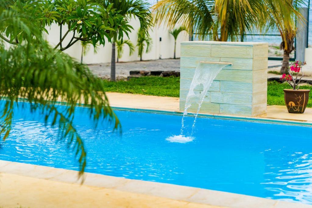Stella Marris Beachfront Villa Pointe aux Sable Buitenkant foto