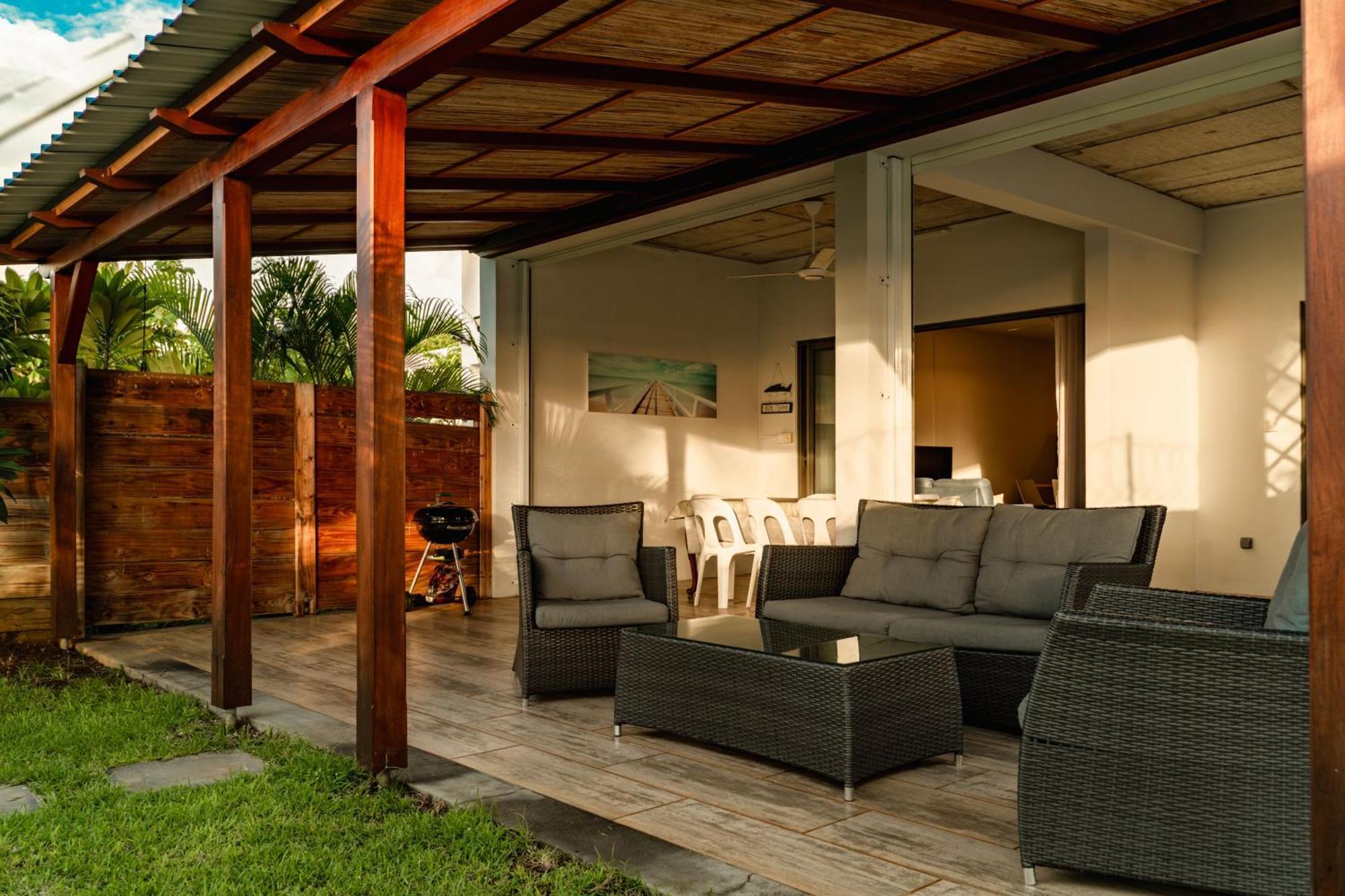 Stella Marris Beachfront Villa Pointe aux Sable Buitenkant foto